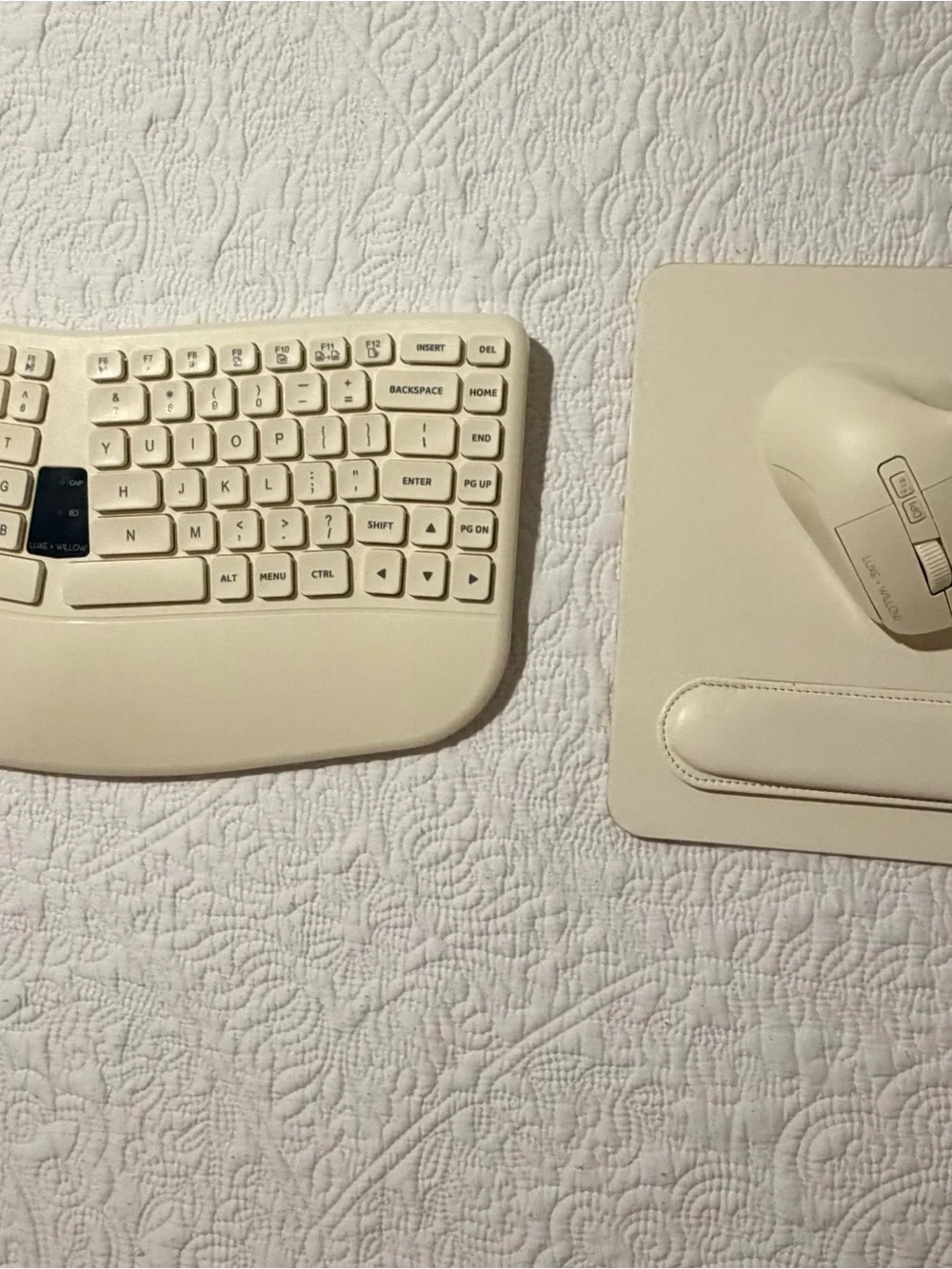 Wireless Ergonomic Keyboard and Mouse Set in Cream